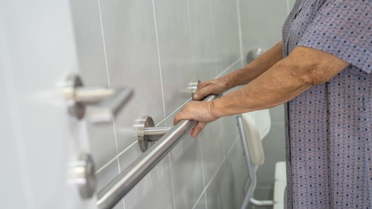 Prioritizing Senior Safety with Specialized Bathroom Installations in Texas Bathroom Installations in Texas