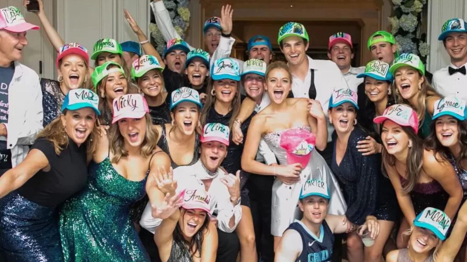 Bring Back the 90s Vibe with a Live Airbrush Party